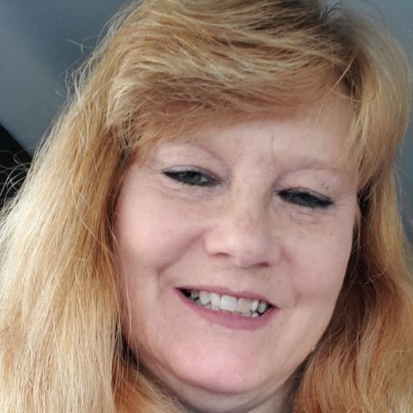 Meet your Posher, Christine - Picture 1 of 1